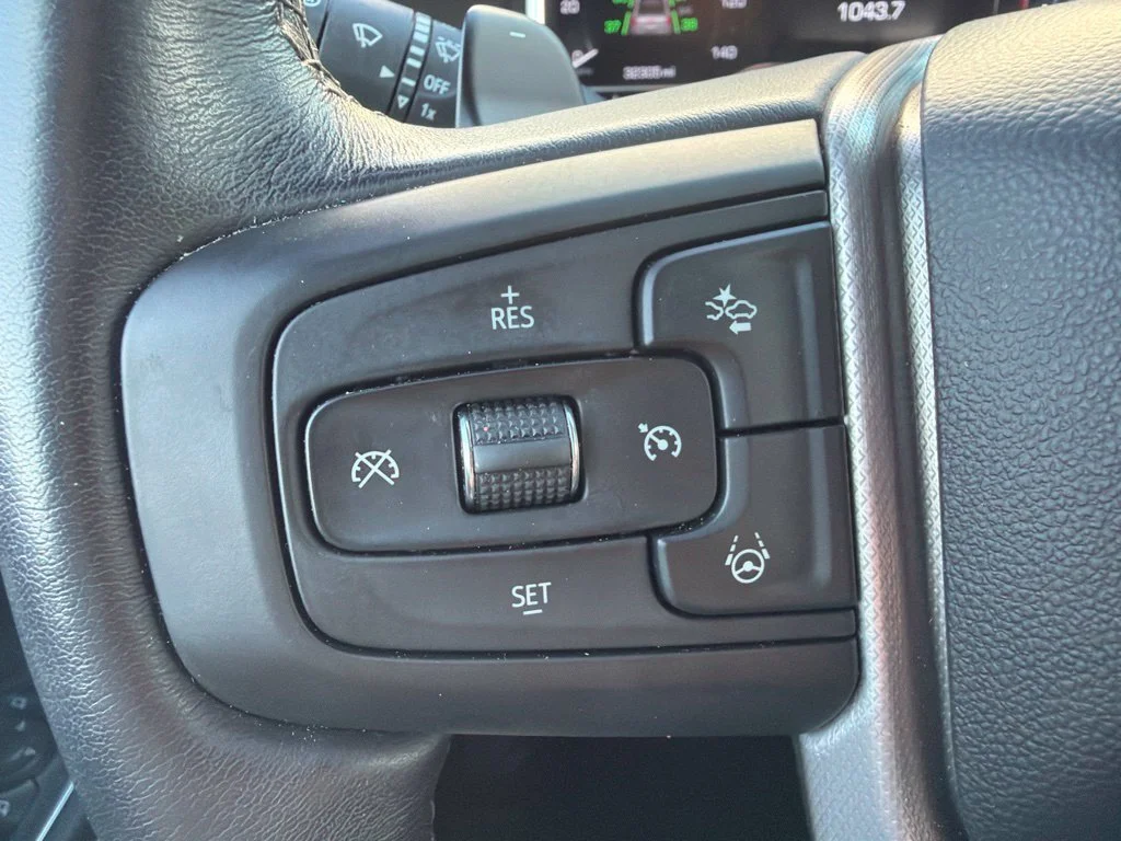 Used 2024 Sterling Metallic GMC Denali image 15
