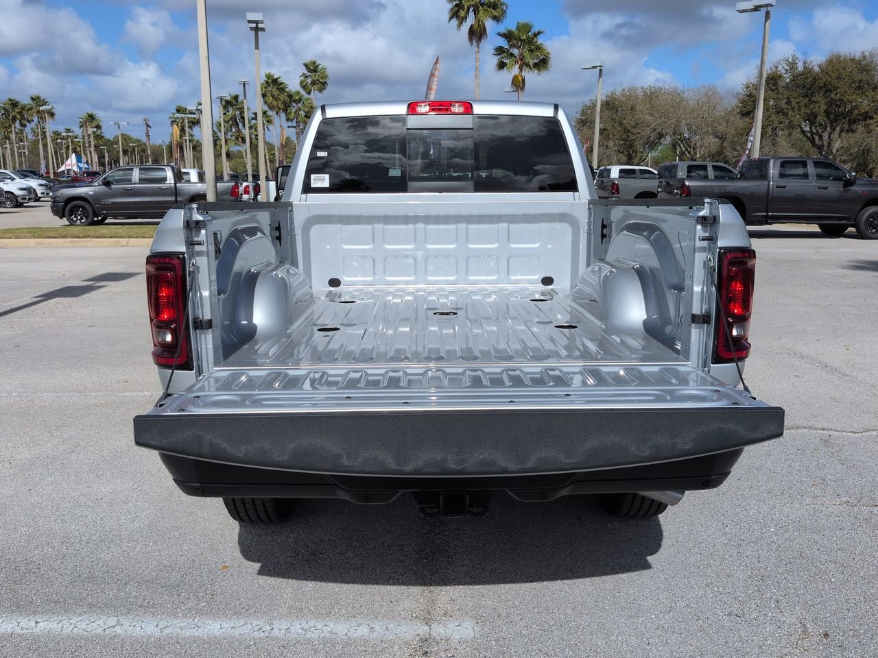 New 2026 Silver Zynith RAM Tradesman image 12
