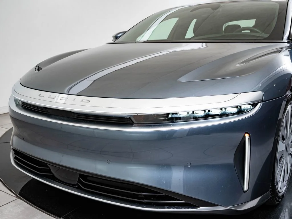 Used 2024 Gray Lucid Touring image 15