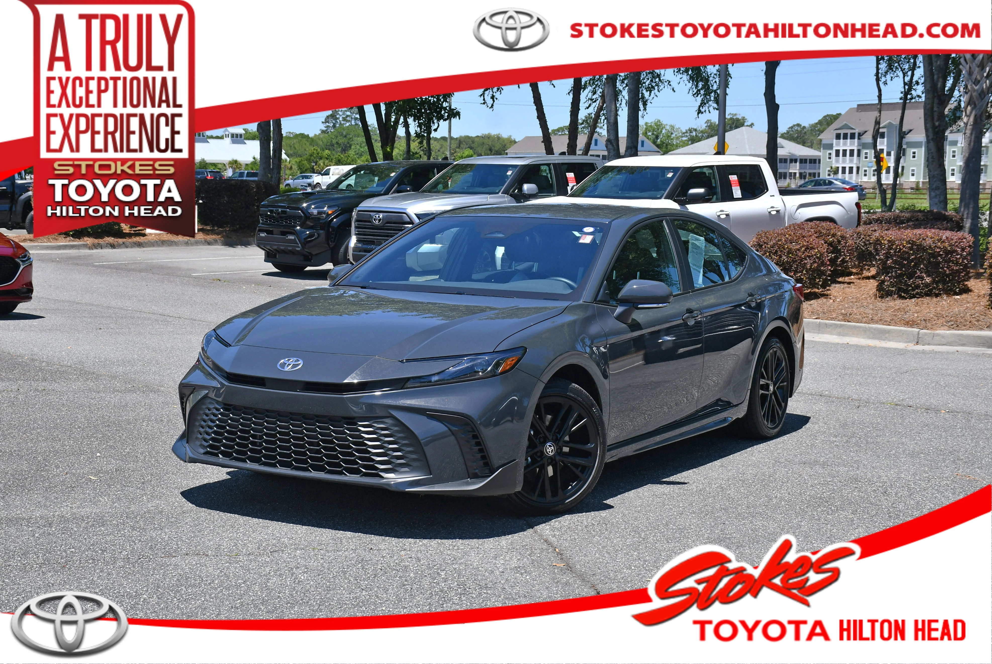 2026 Toyota Camry SE Hybrid's photo