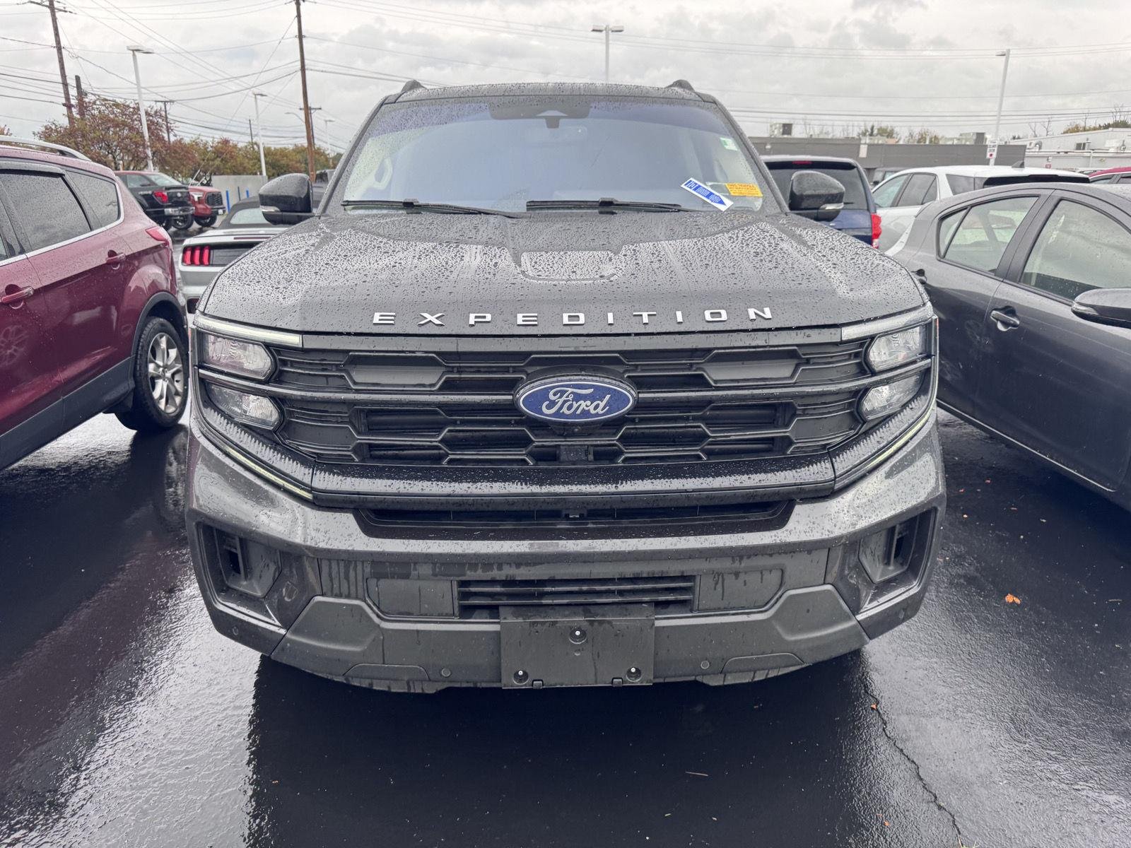 Used 2025 Dark Matter Gray Metallic Ford Active image 2