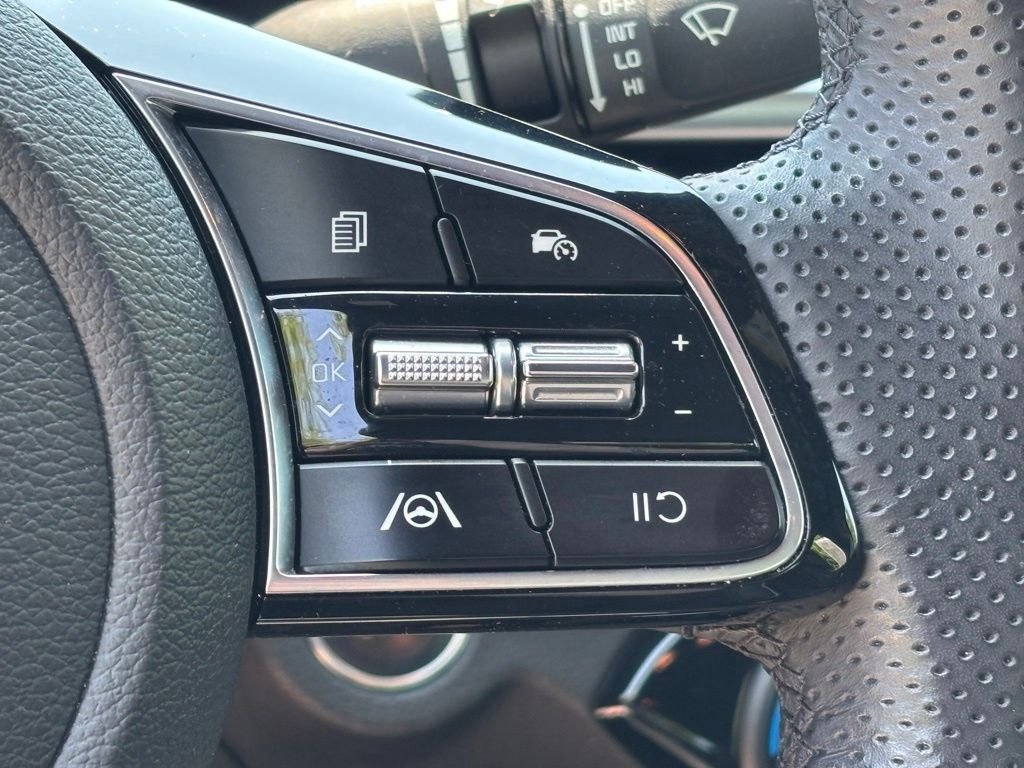 Used 2023 Black Kia GT-Line image 25