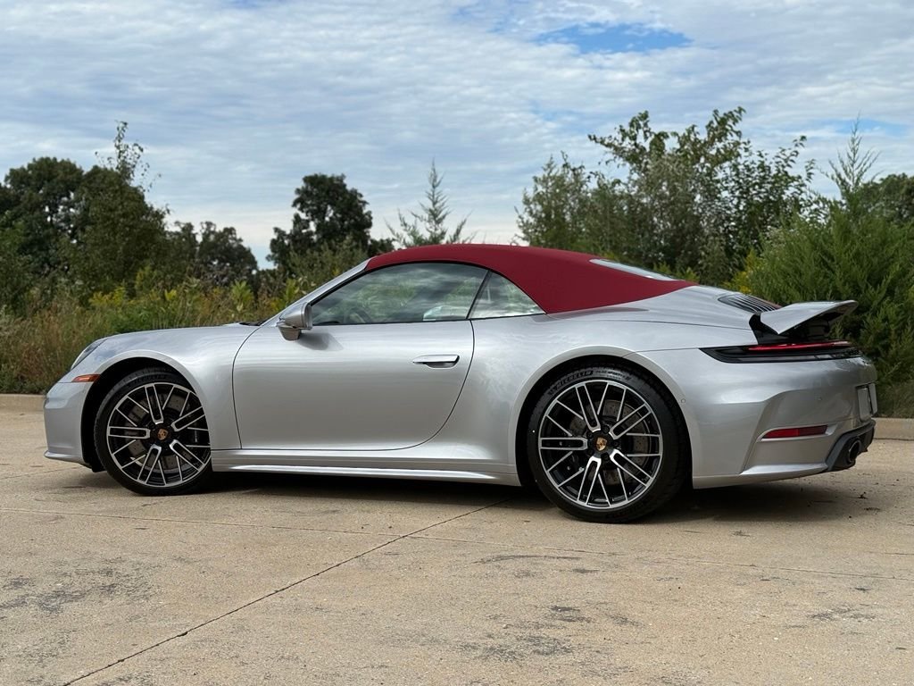 New 2026 GT Silver Metallic Porsche  image 40