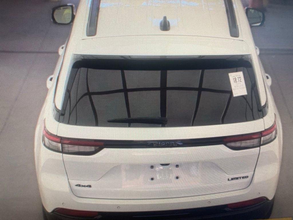Used 2023 Bright White Clearcoat Jeep Limited image 9