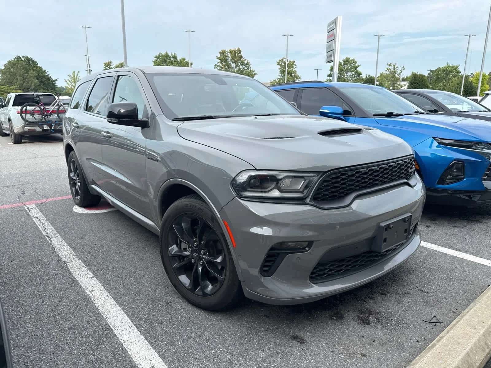Used 2022 Destroyer Gray Clearcoat Dodge R/T image 2