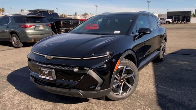 2026 Chevrolet Equinox EV 2LT - Photo 4