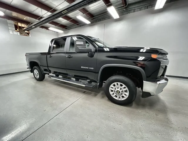2023 Chevrolet Silverado 2500HD LT - Photo 9