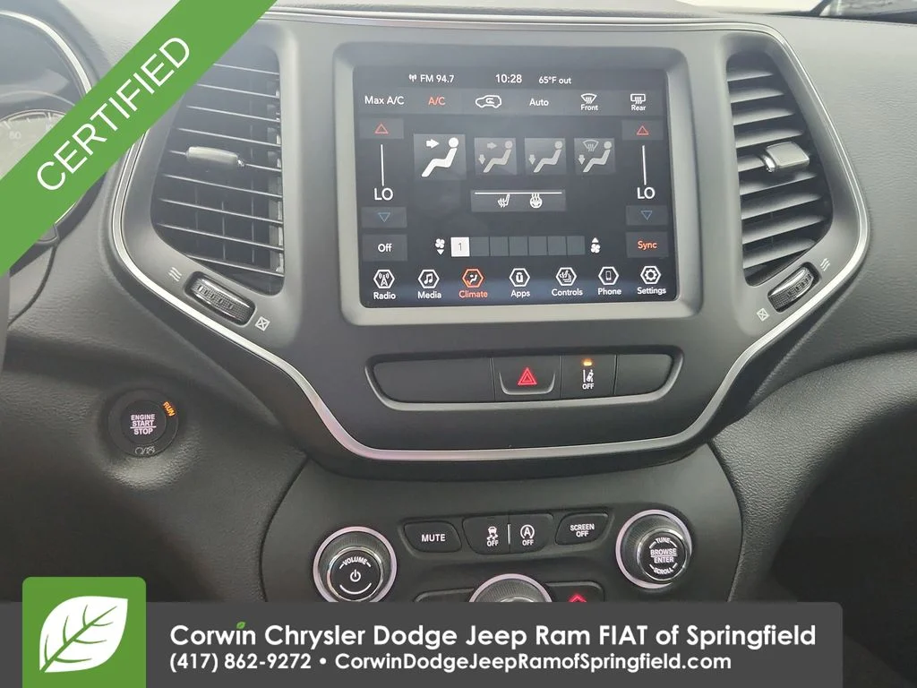 Certified Used 2022 Gray Jeep Latitude Lux image 26