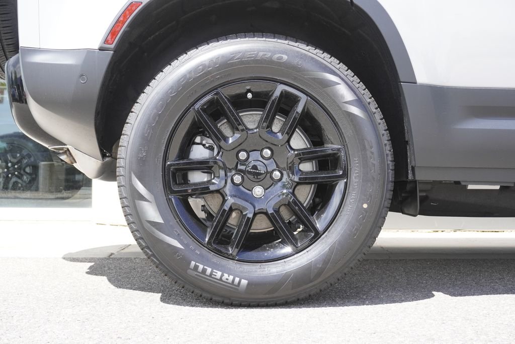 New 2026 Borasco Grey Land Rover S image 32
