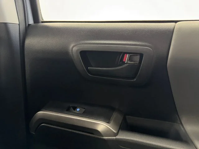 Used 2020 Cement Toyota SR5 image 42