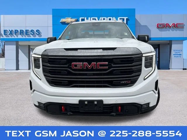 Used 2024 White GMC AT4 image 8