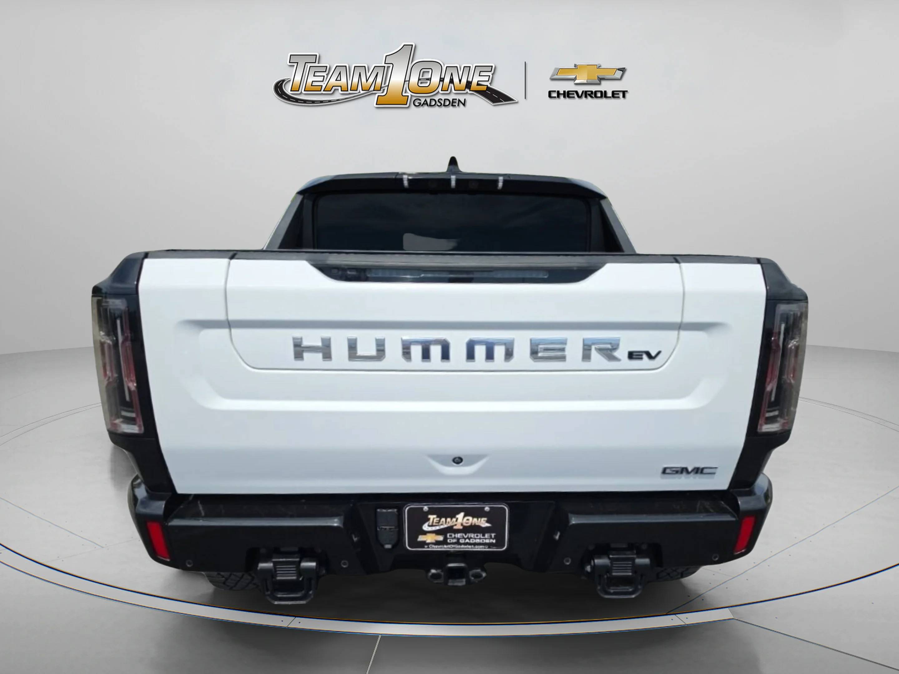 Used 2024 Interstellar White GMC 2X image 6