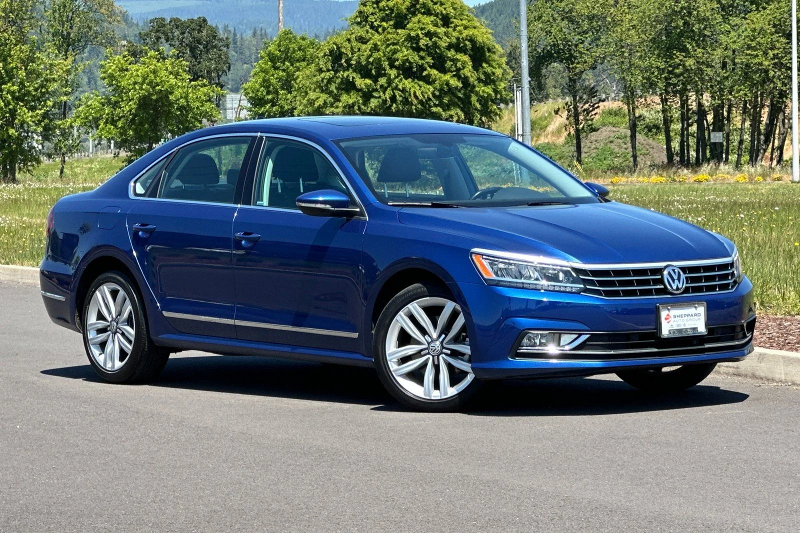 2017 Volkswagen Passat 1.8T SE w/ Technology Auto's photo