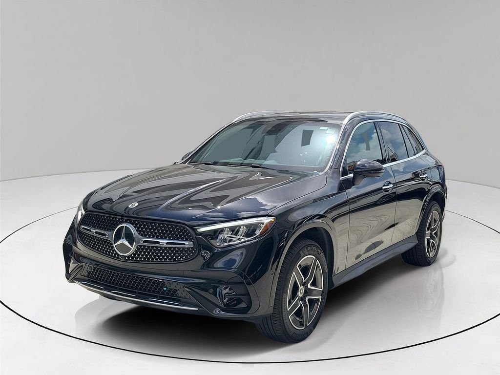 Certified Used 2026 Black Mercedes-Benz GLC 300 image 3