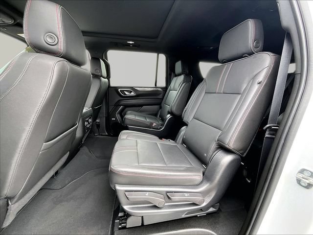 Used 2022 SUMMIT WHITE Chevrolet RST image 15