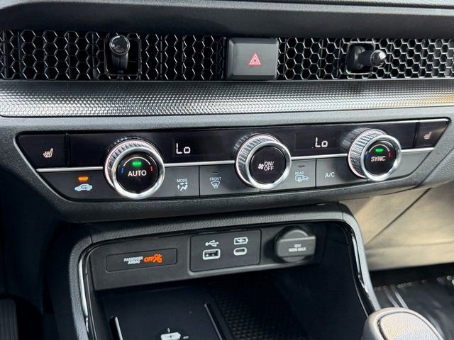 Used 2025  Honda Sport-L image 25