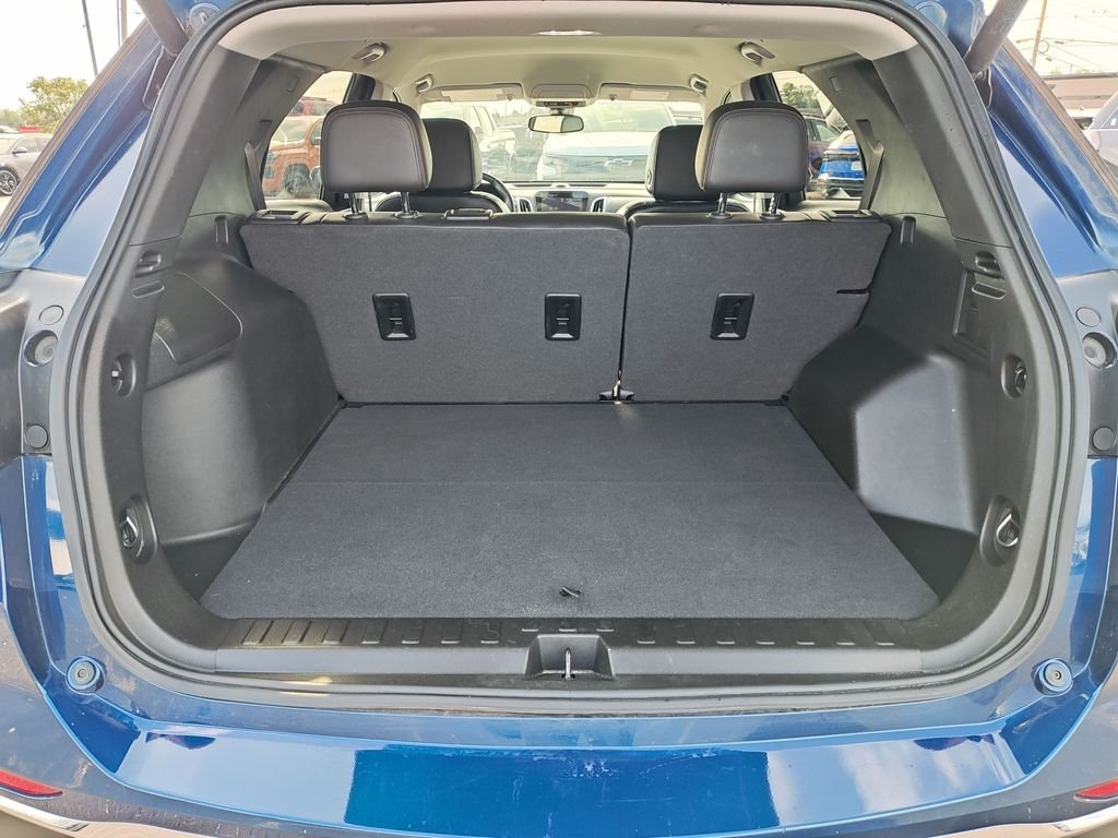 Used 2021 Blue Chevrolet Premier image 9