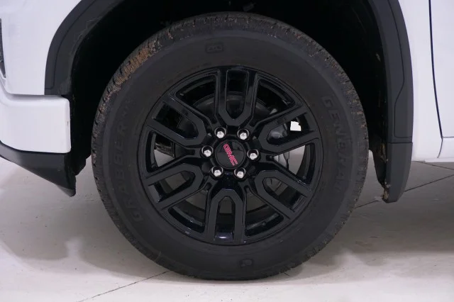 New 2026 Summit White GMC Elevation image 13