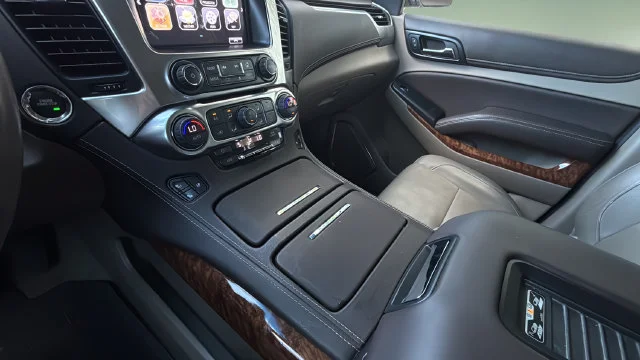 Used 2018 Beige Chevrolet Premier image 16