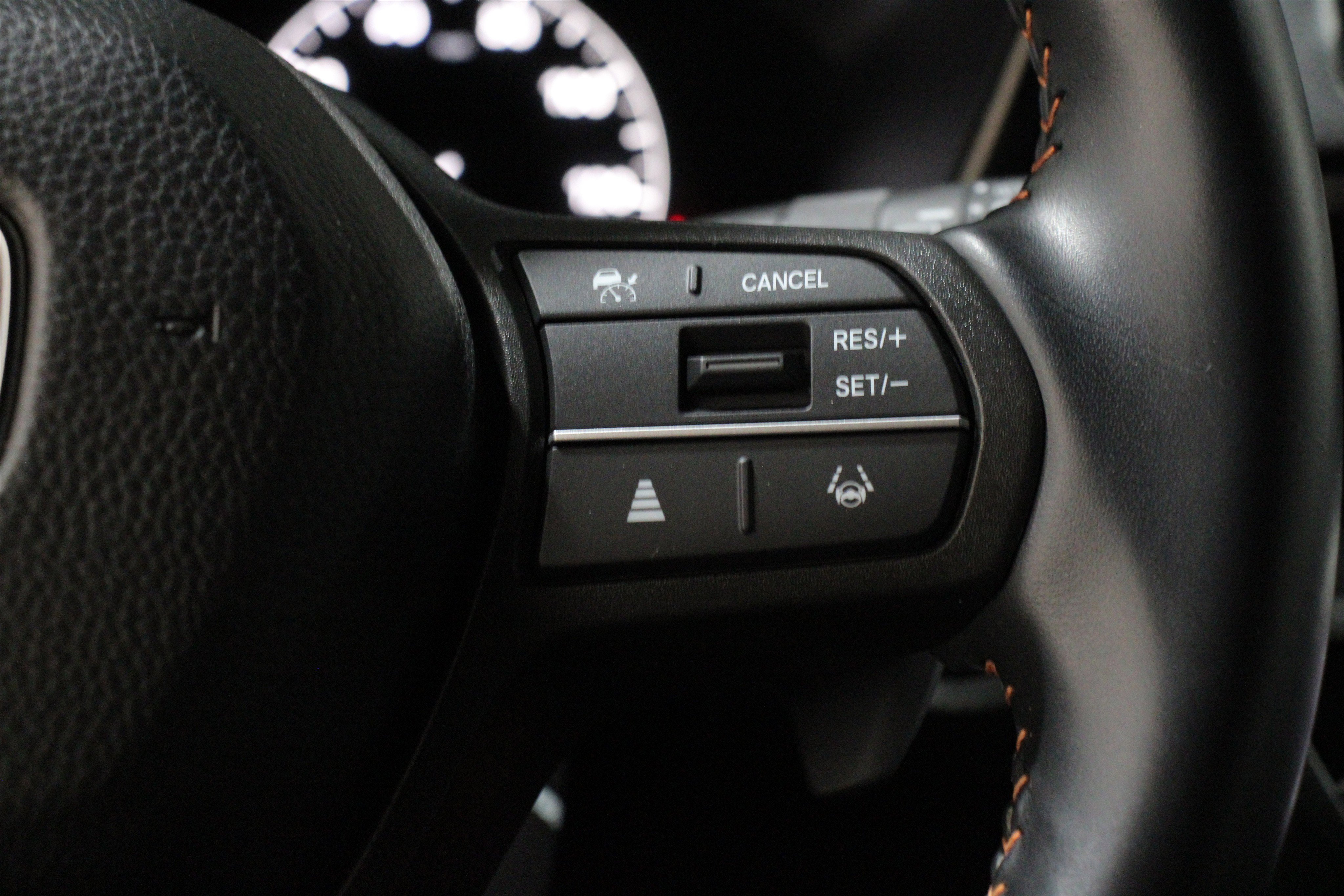 Used 2025 Urban Gray Pearl Honda Sport image 10