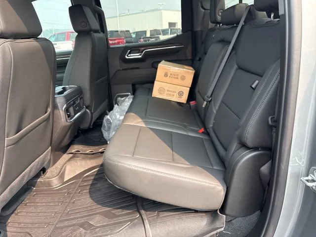 2026 GMC Sierra 1500 SLT - Photo 28