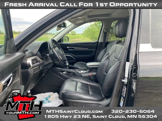 Used 2020 Black Kia SX image 9