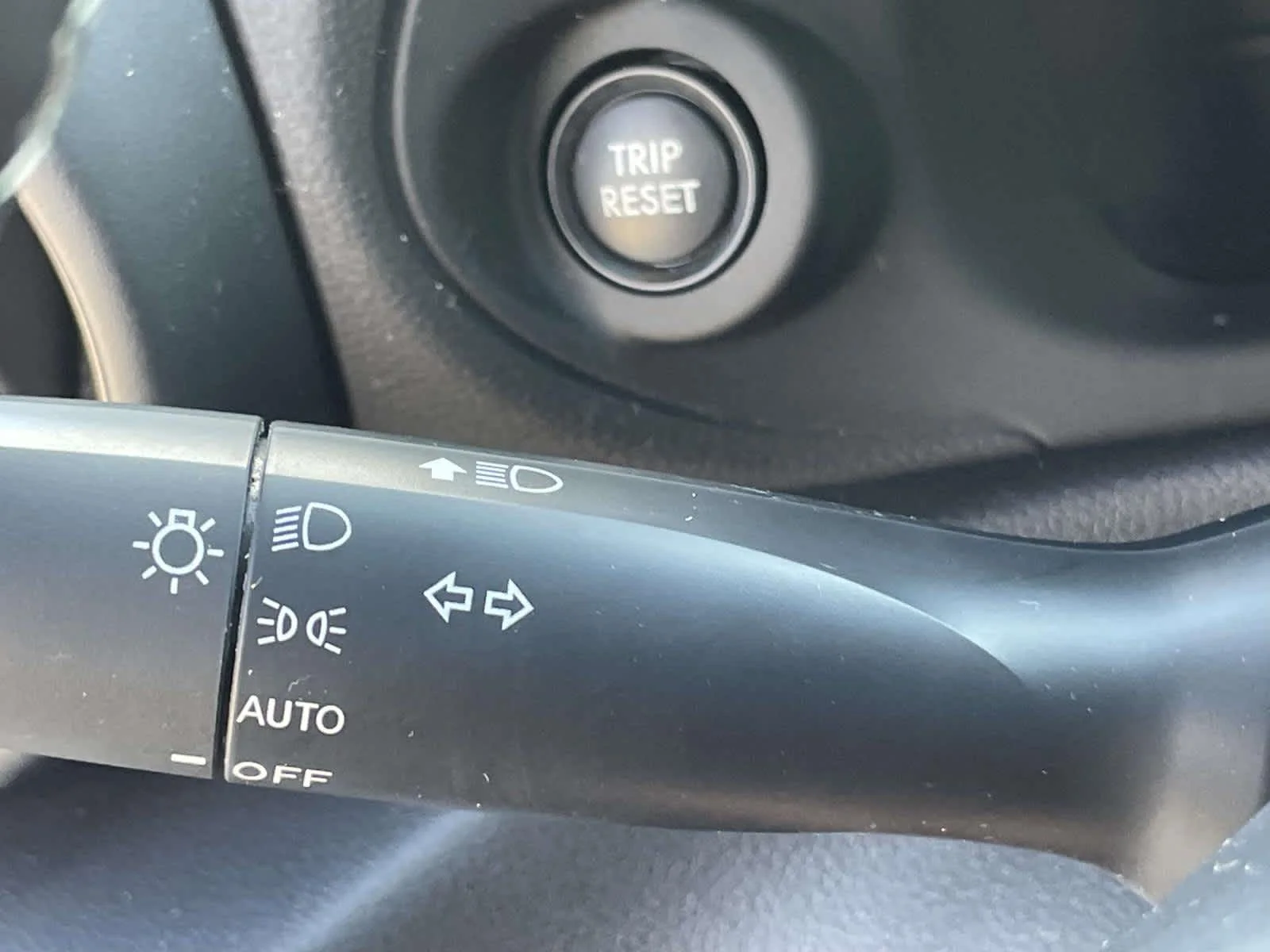 Used 2023 Halo Toyota Premium image 31