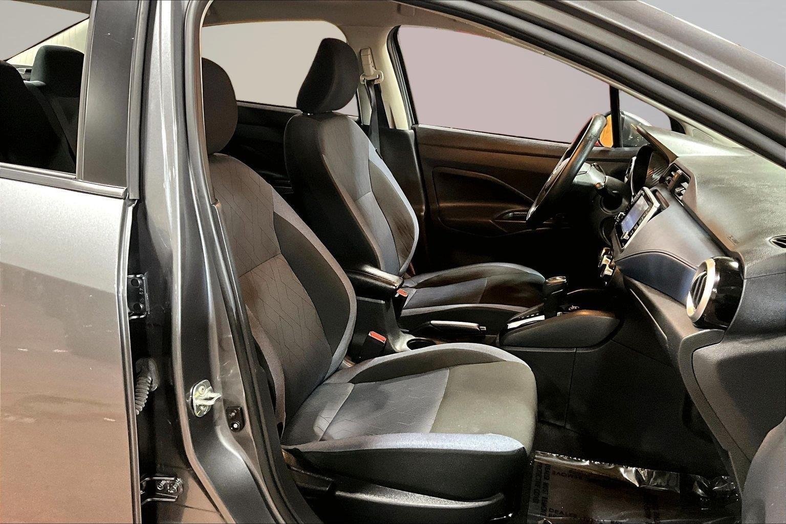 Used 2025 Gun Metallic Nissan SV image 8