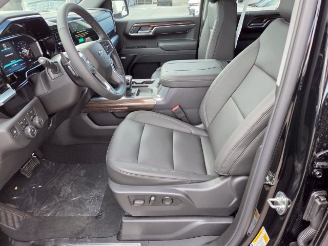 2026 Chevrolet Silverado 1500 LT Trail Boss - Photo 6