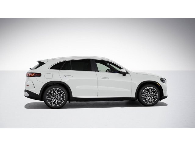 New 2027 Polar White Mercedes-Benz GLC 400 image 17