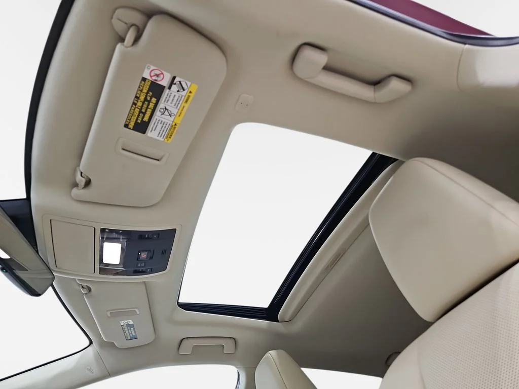 Used 2020 Red Lexus 350 image 32