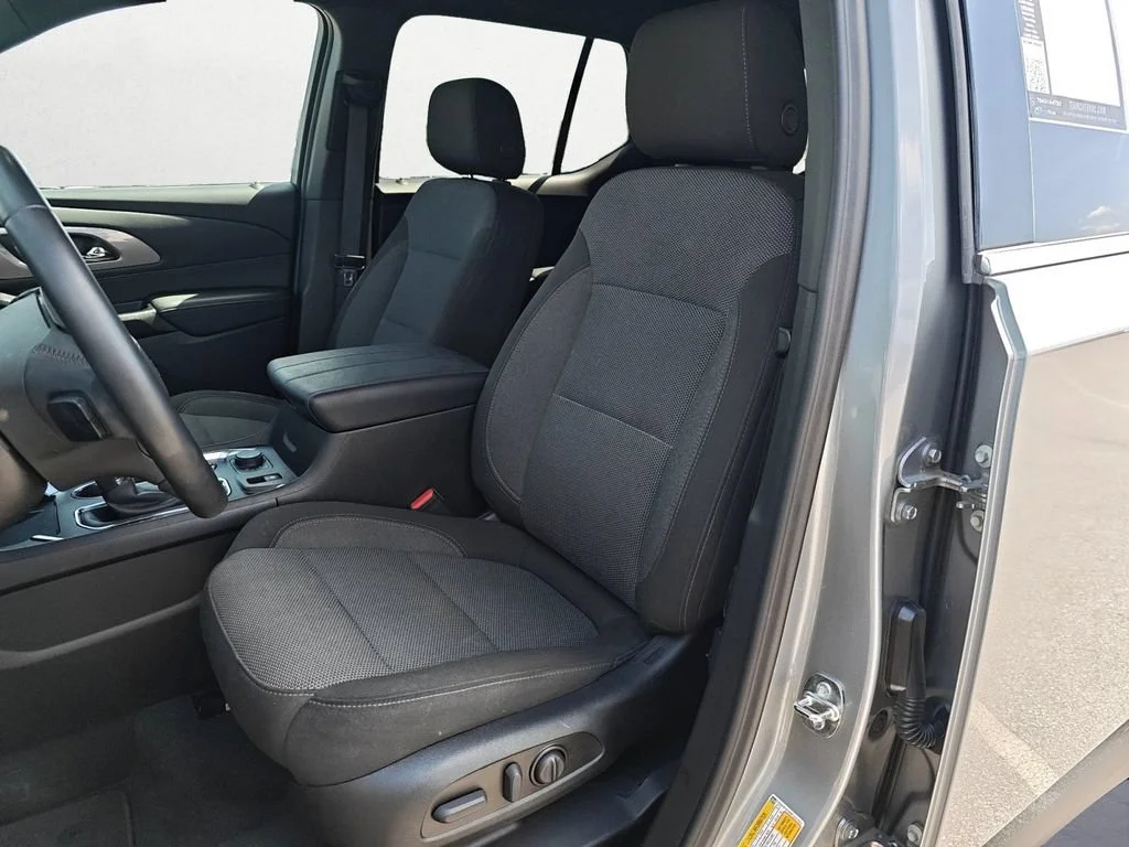 Used 2023 STERLING GRAY METALLIC Chevrolet LT Cloth image 26