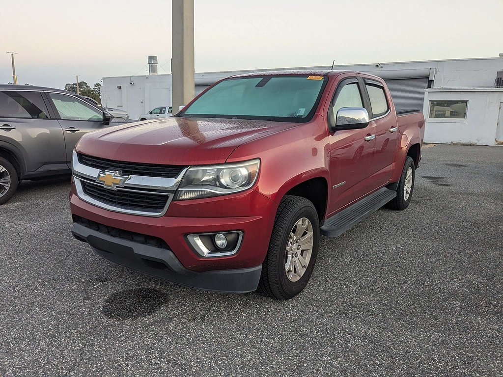 Used 2016 Red Rock Metallic Chevrolet LT image 4