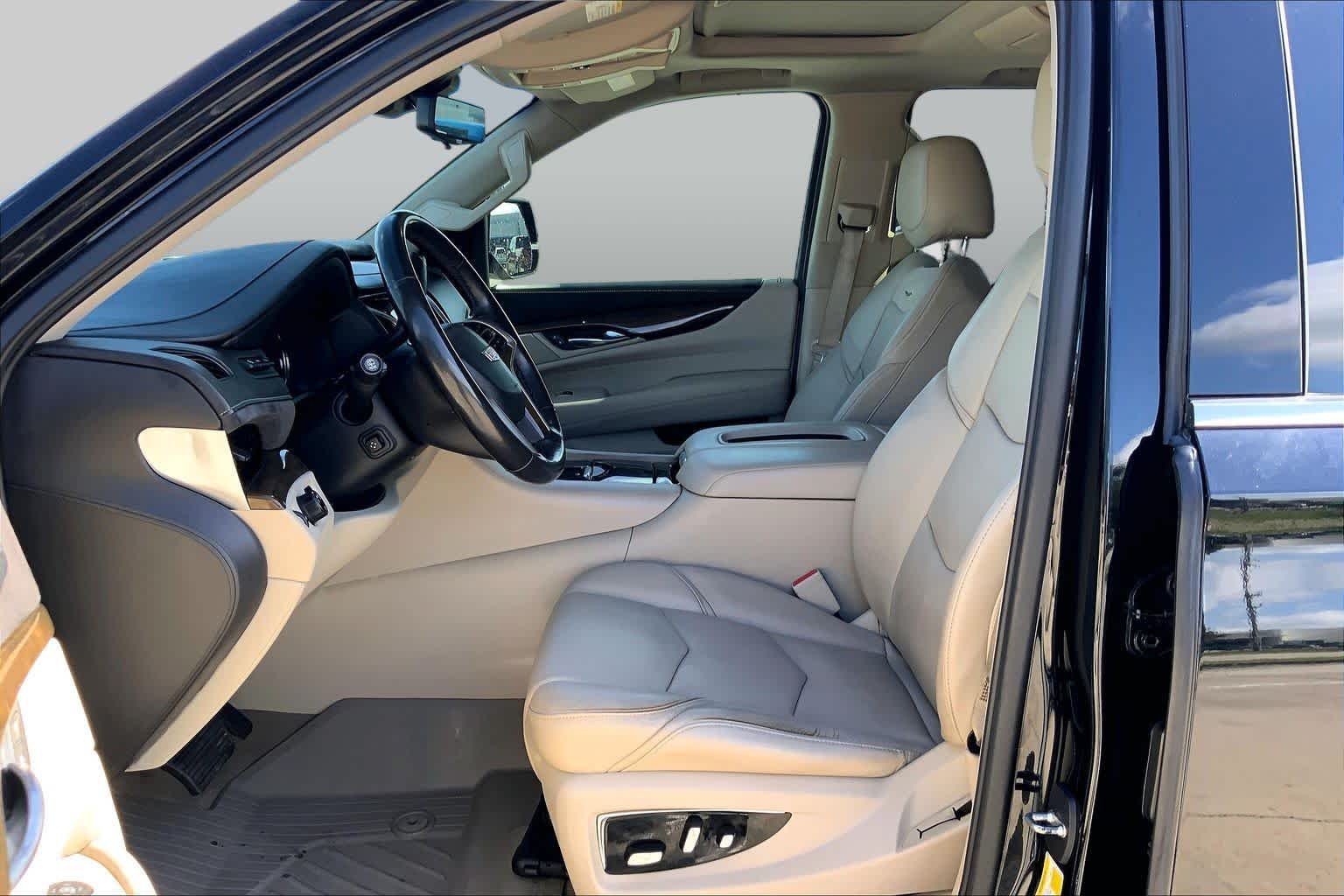2019 Cadillac Escalade Premium Luxury - Photo 8