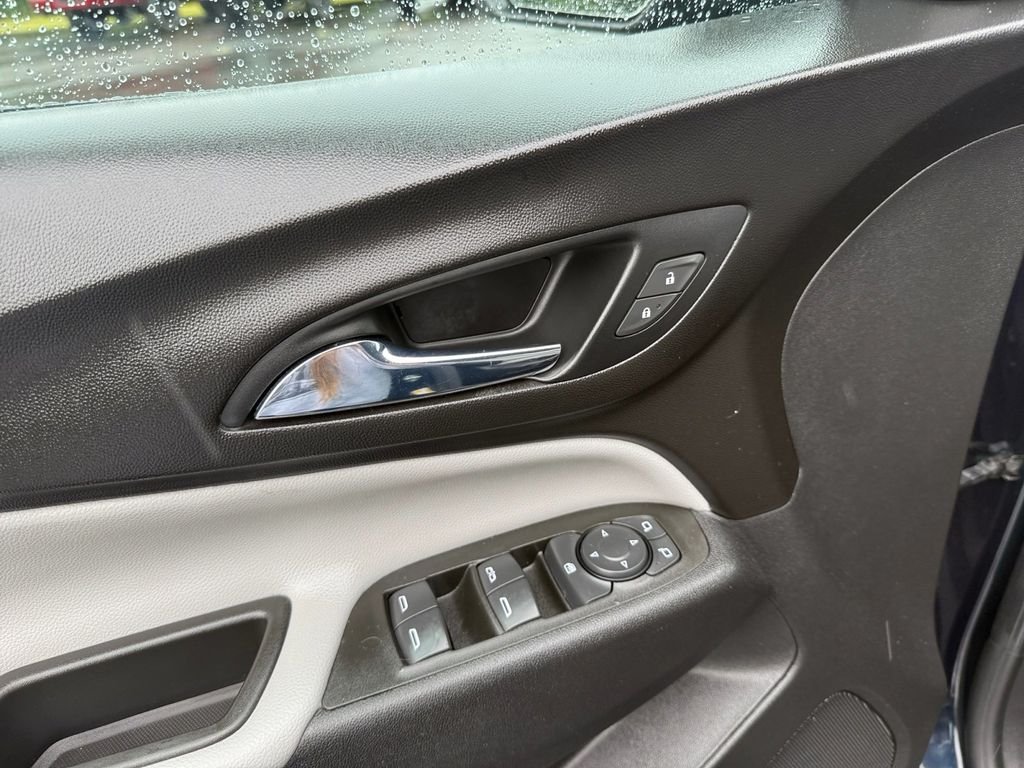 Used 2021 Blue Chevrolet LT image 12