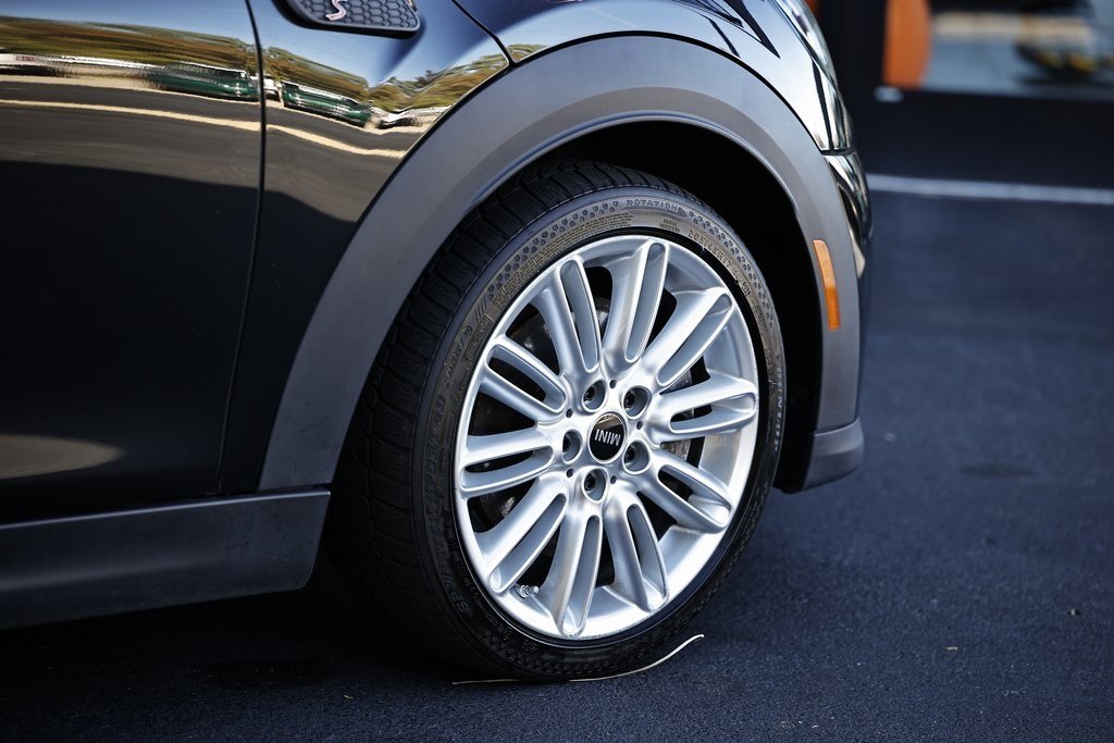 2023 Mini Cooper Hardtop S photo 4