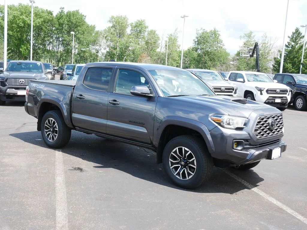 Used 2022 Toyota Tacoma TRD Sport with VIN 3TMCZ5AN0NM466848 for sale in Minneapolis, Minnesota