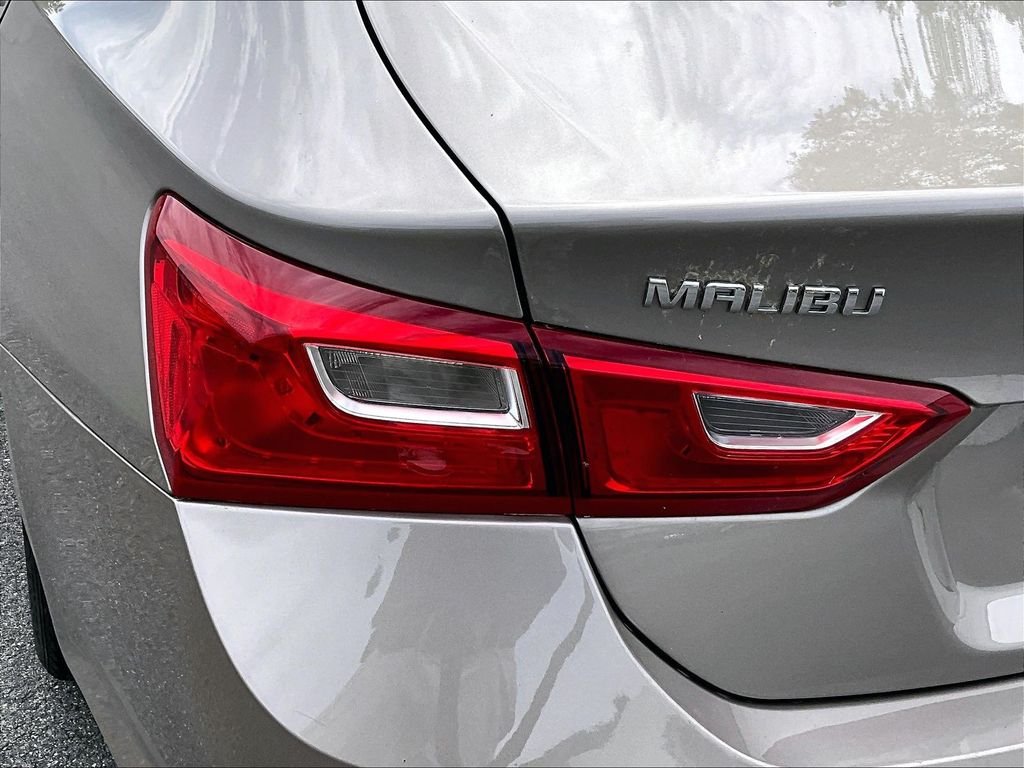 Used 2023 Mineral Gray Metallic Chevrolet  image 32