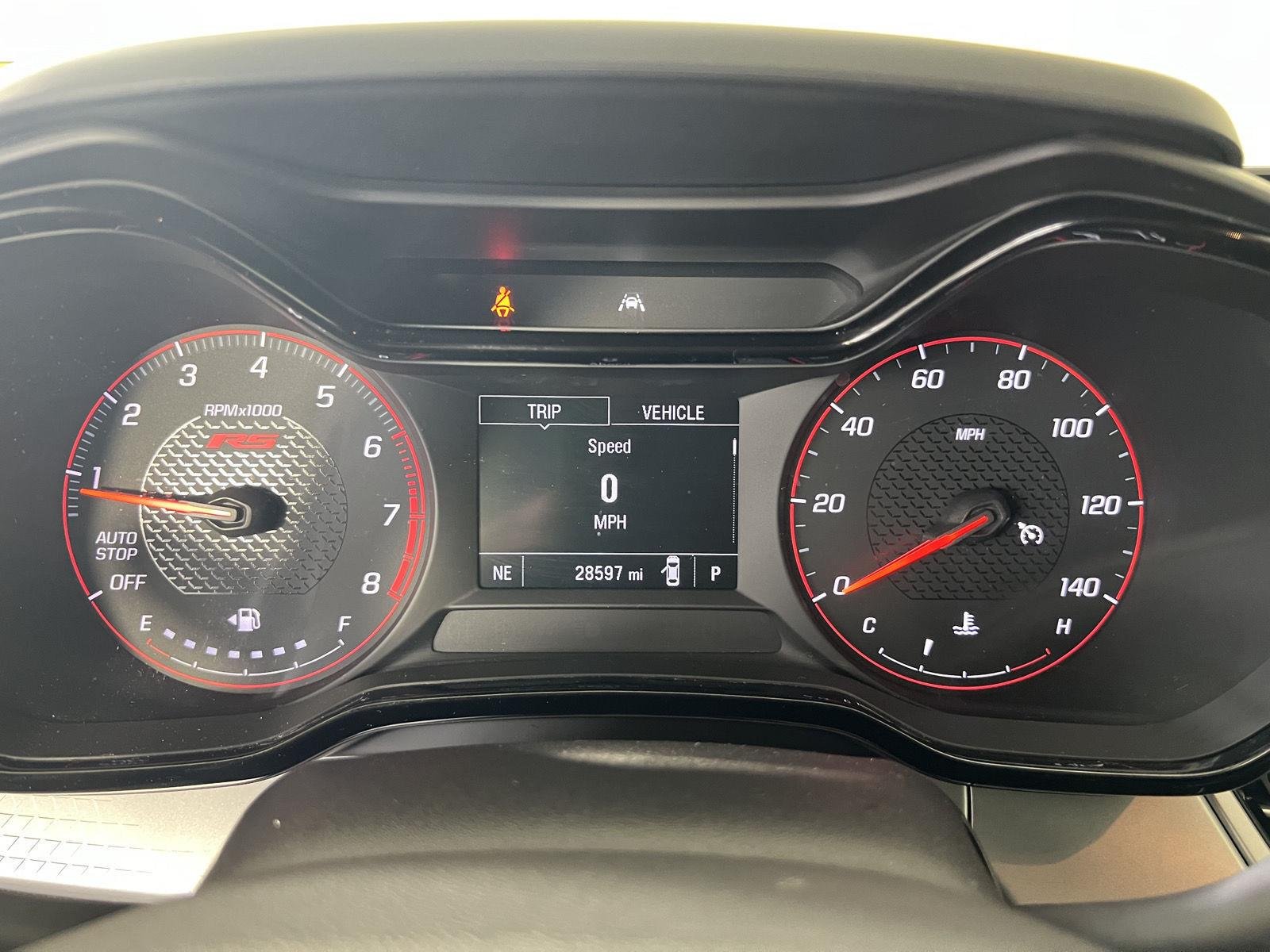 Used 2025 Summit White Chevrolet 1RS image 11