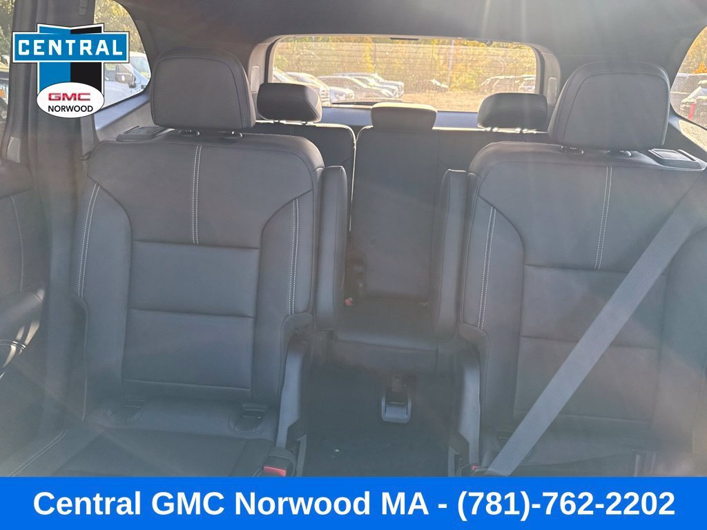 2027 GMC Acadia Elevation - Photo 22