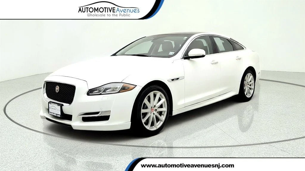 2016 Jaguar Xj