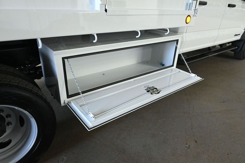 New 2026 Oxford White Ford XL image 27