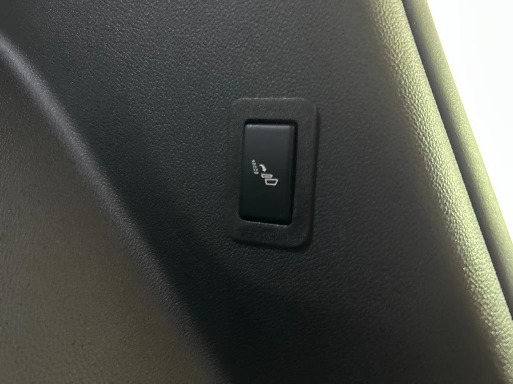 Used 2024 Volcanic Red Tintcoat GMC AT4 image 18