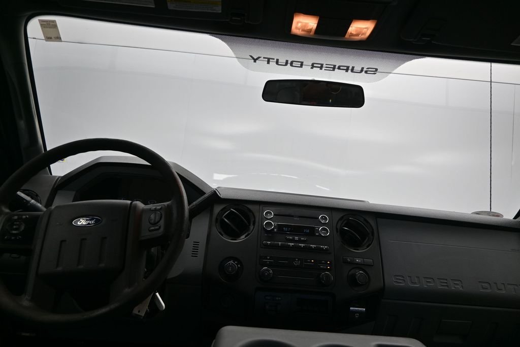 Used 2016 Gray Ford XL image 18