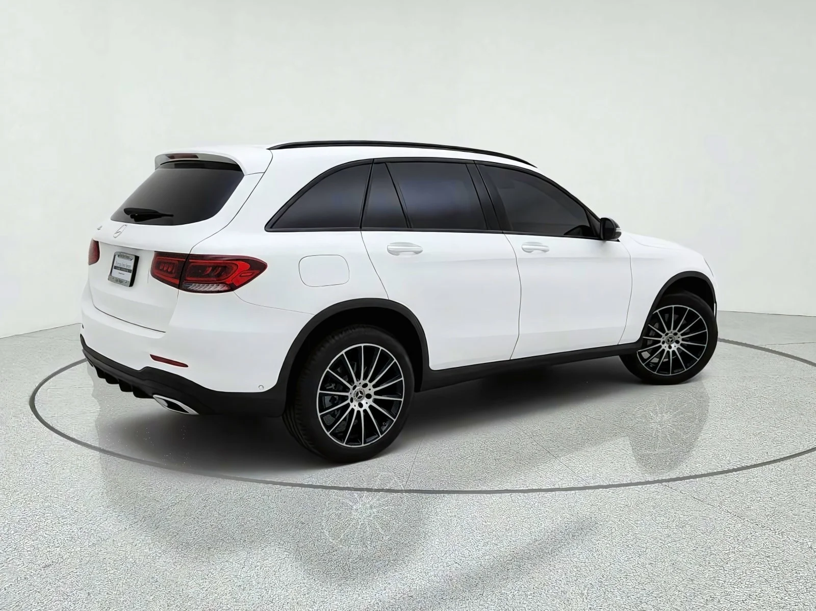 Certified Used 2022 Polar White Mercedes-Benz GLC 300 image 8