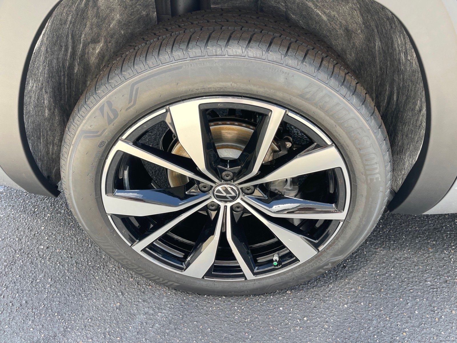 New 2026 Pure Gray Volkswagen SEL Premium R-Line 4Motion image 20
