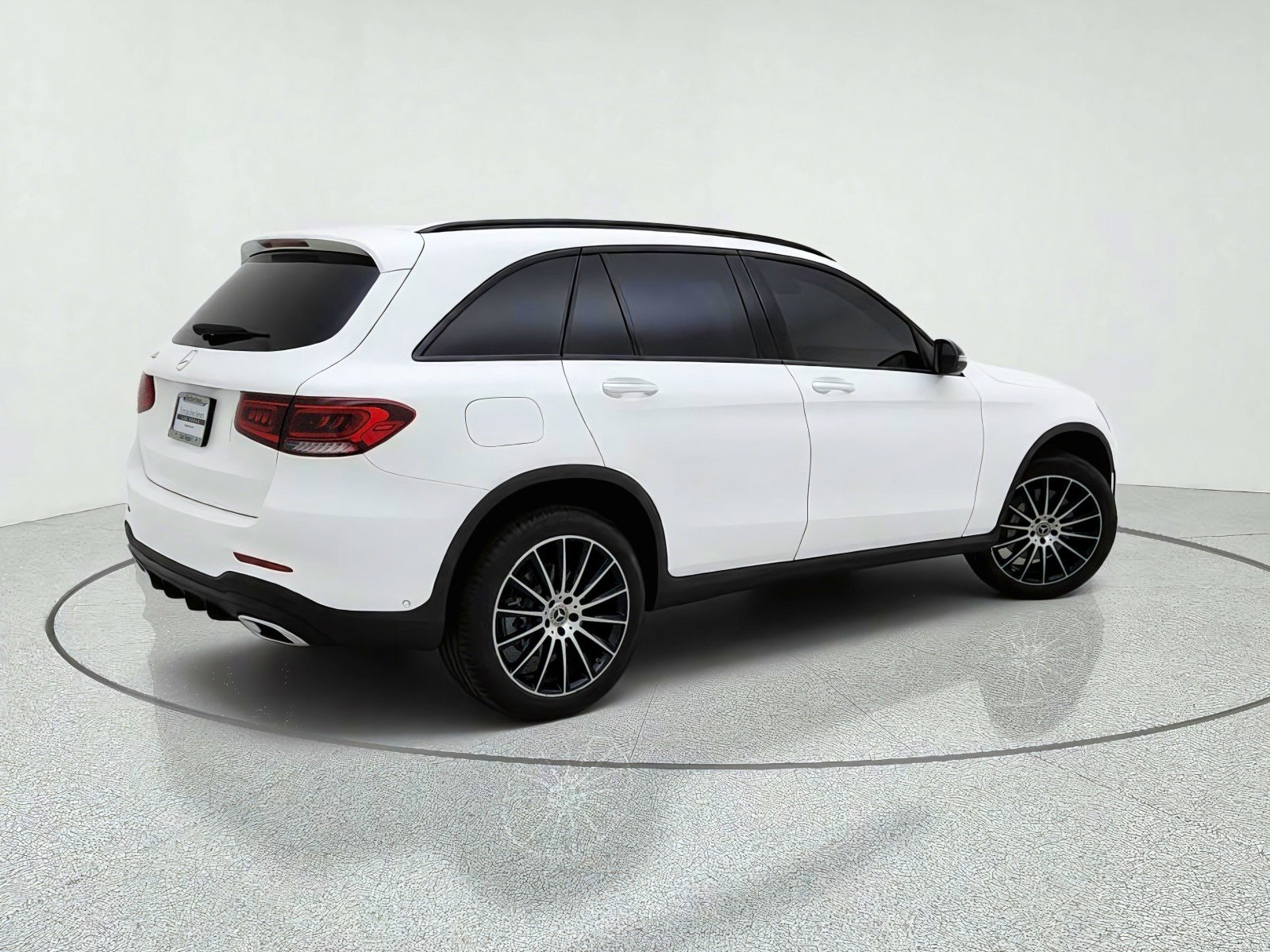 Certified Used 2022 Polar White Mercedes-Benz GLC 300 image 8