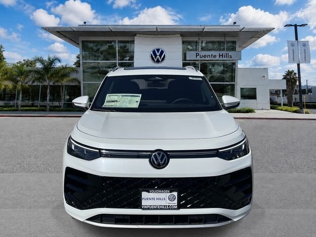 New 2026 White/off-white Volkswagen 2.0T SE R-Line Black image 2