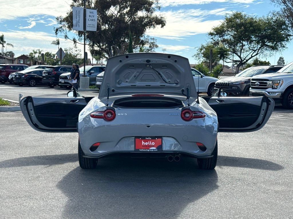 New 2026 Aero Gray Metallic Mazda Club image 25