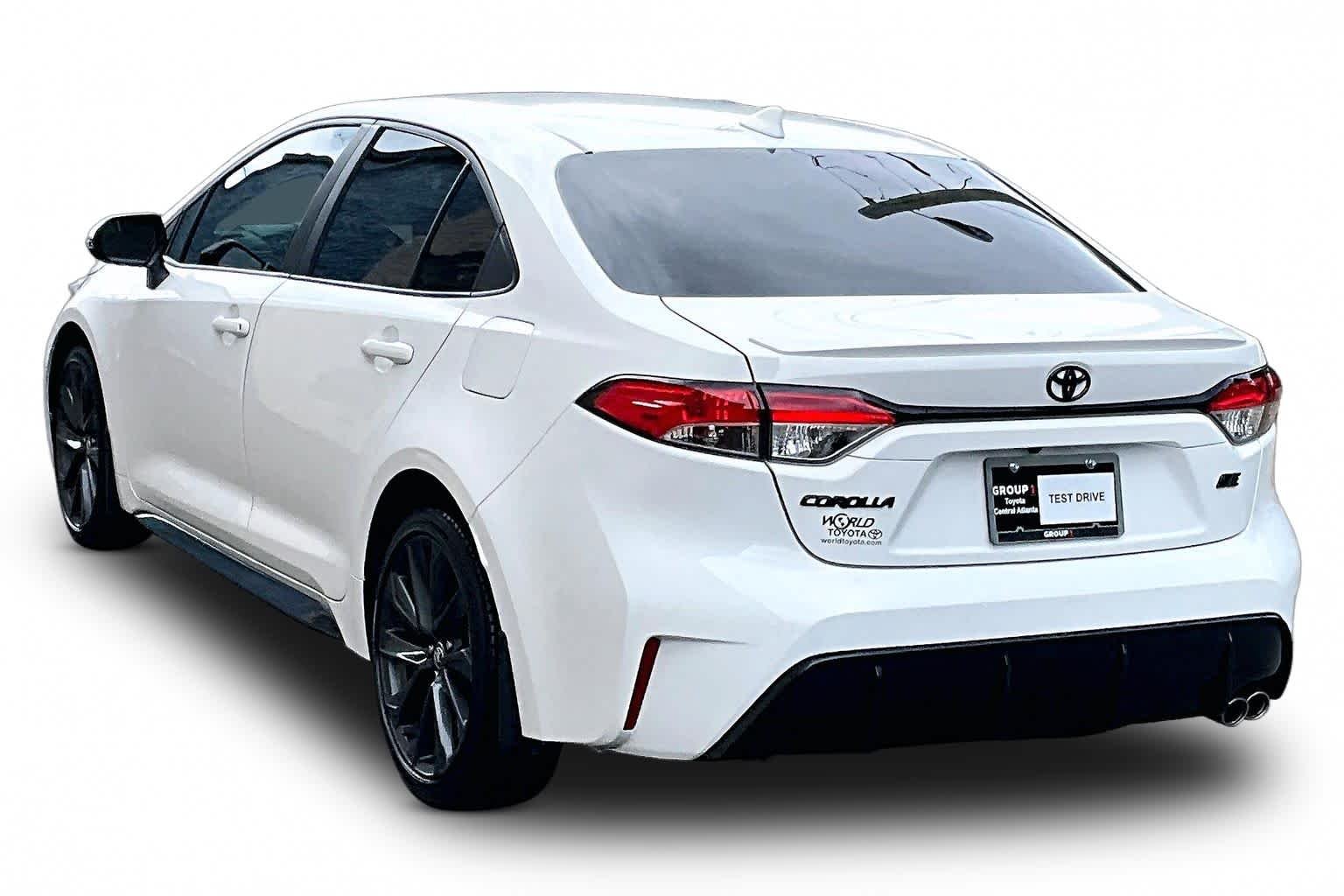 Used 2024 Ice Cap Toyota SE image 12